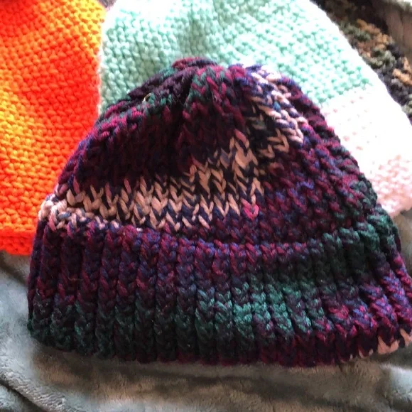 Handwoven beanies!!!❤️❤️ - Picture 3 of 5